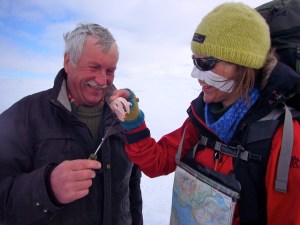 Møte med isfisker.Mari har soleksem